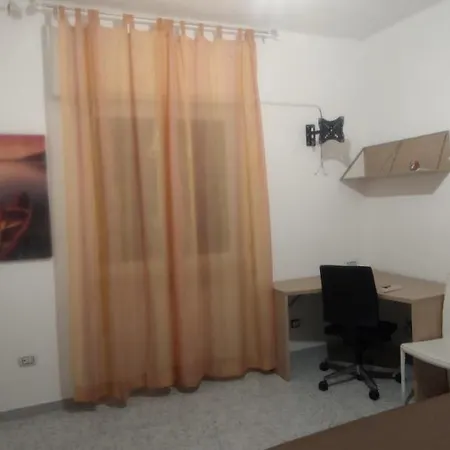 Appartement Dream House Toti - Near Railway Station Renewed